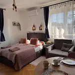 Berc Апартаменты Эгерсалок